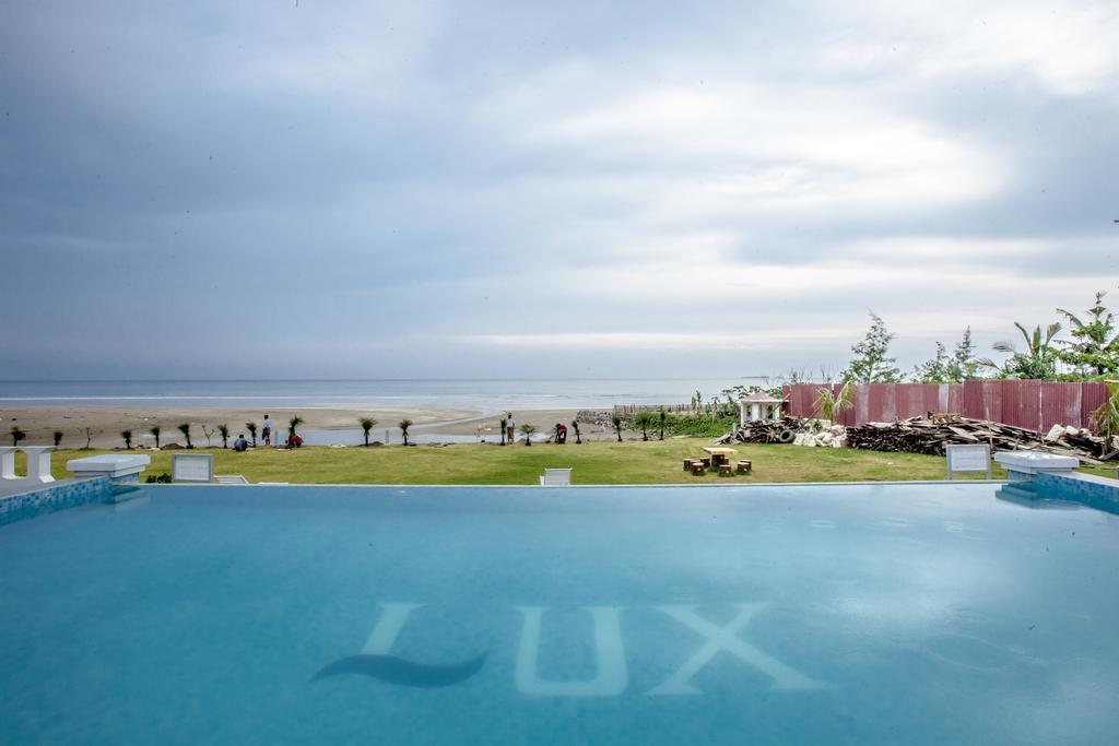 Hotel Lux Ngwesaung Exterior photo